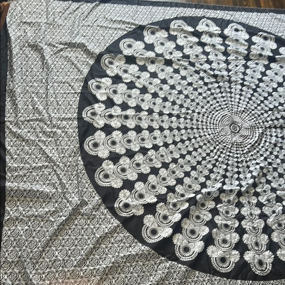Rehakoo Black and White Bohemian Mandala Wall Decor Tapestry
